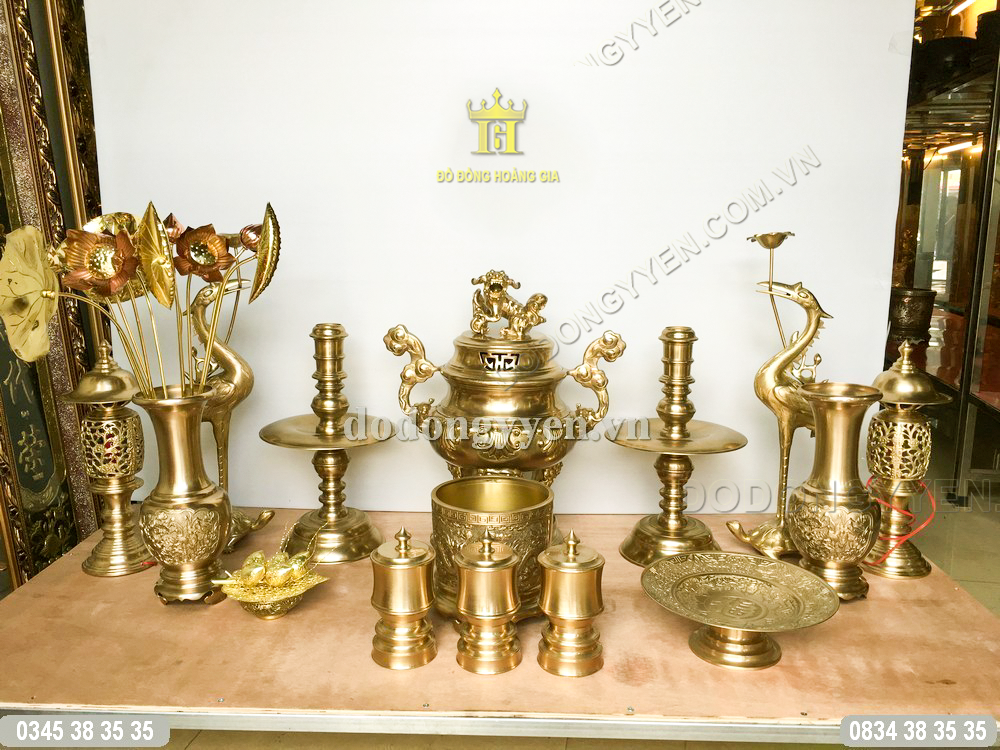 Bộ đồ thờ đầy đủ đồng vàng nguyên chất 